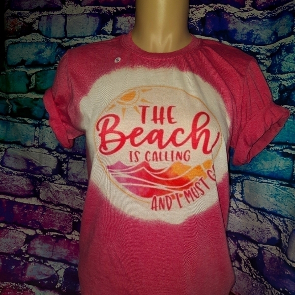Beach Tee NWOT no tags but comes from a boutique. - Picture 1 of 1